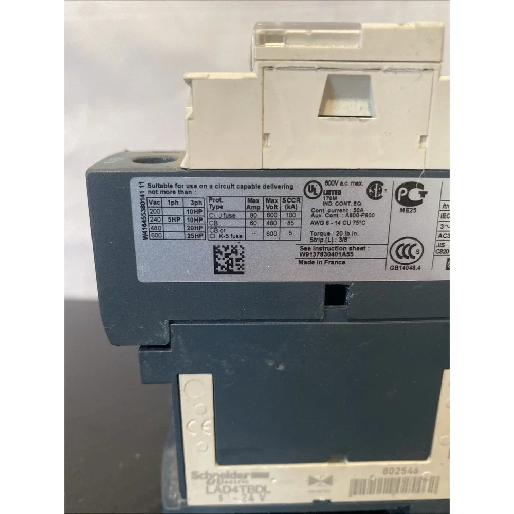 Telemecanique Schneider Electric LC1DT20‎ 24 VDC Contactor With LAD4TBDL - USED